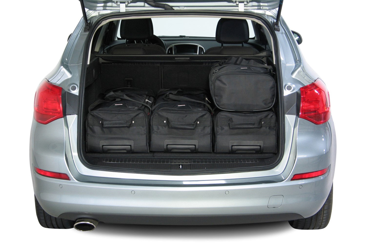 Pack de 6 sacs de voyage sur-mesure pour Opel Astra J Sports Tourer (de  2010 à 2015) – VikingAuto : Tout l'équipement pour votre auto