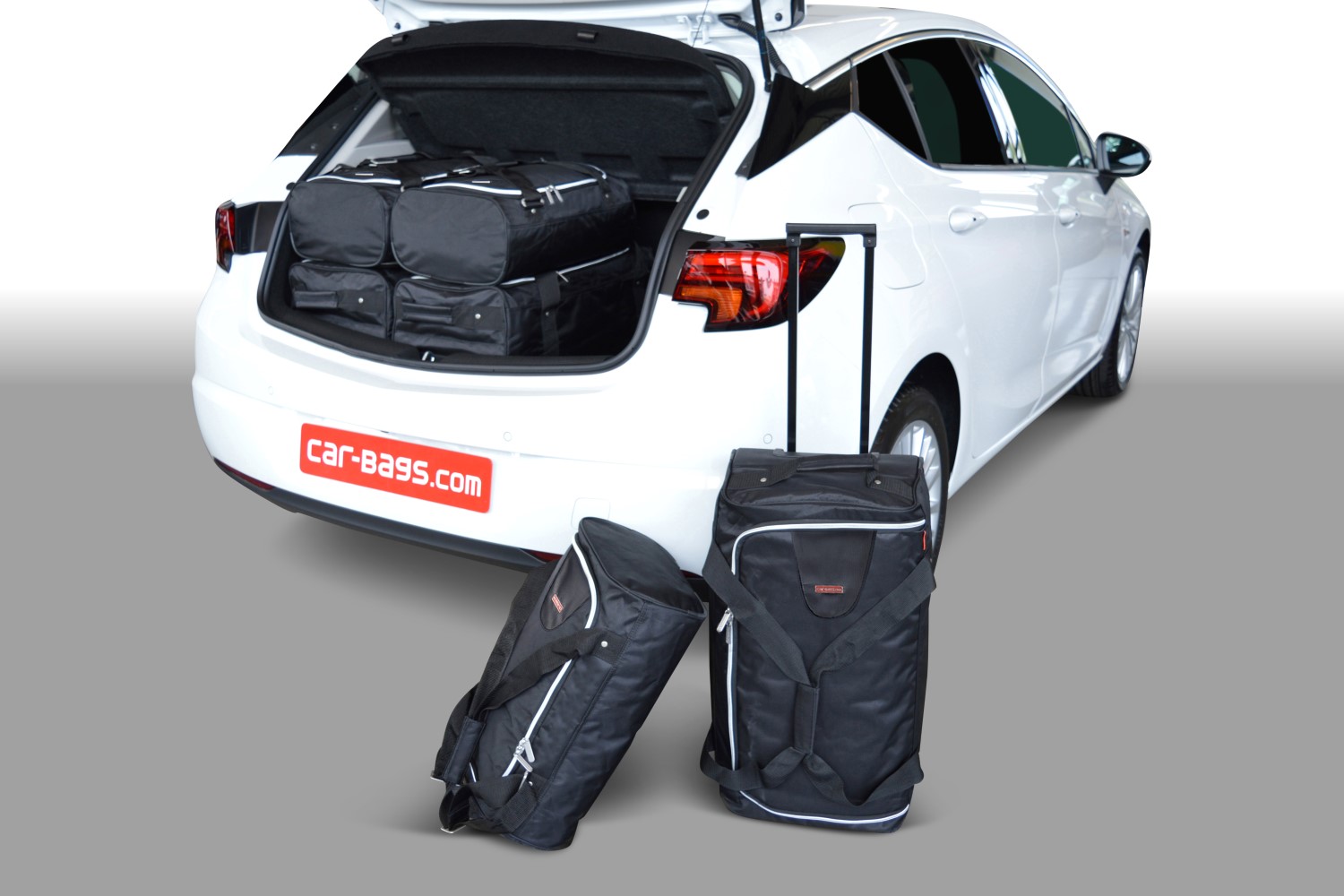 Pack de 6 sacs de voyage sur-mesure pour Opel Astra K (de 2015 à 2021) –  VikingAuto : Tout l'équipement pour votre auto