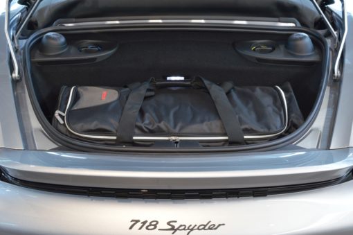 Sac de voyage sur-mesure pour Porsche 718 Spyder (depuis 2019) - Gamme Classique