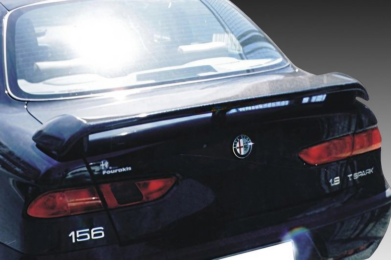 Aileron / Becquet pour Alfa Romeo 156
