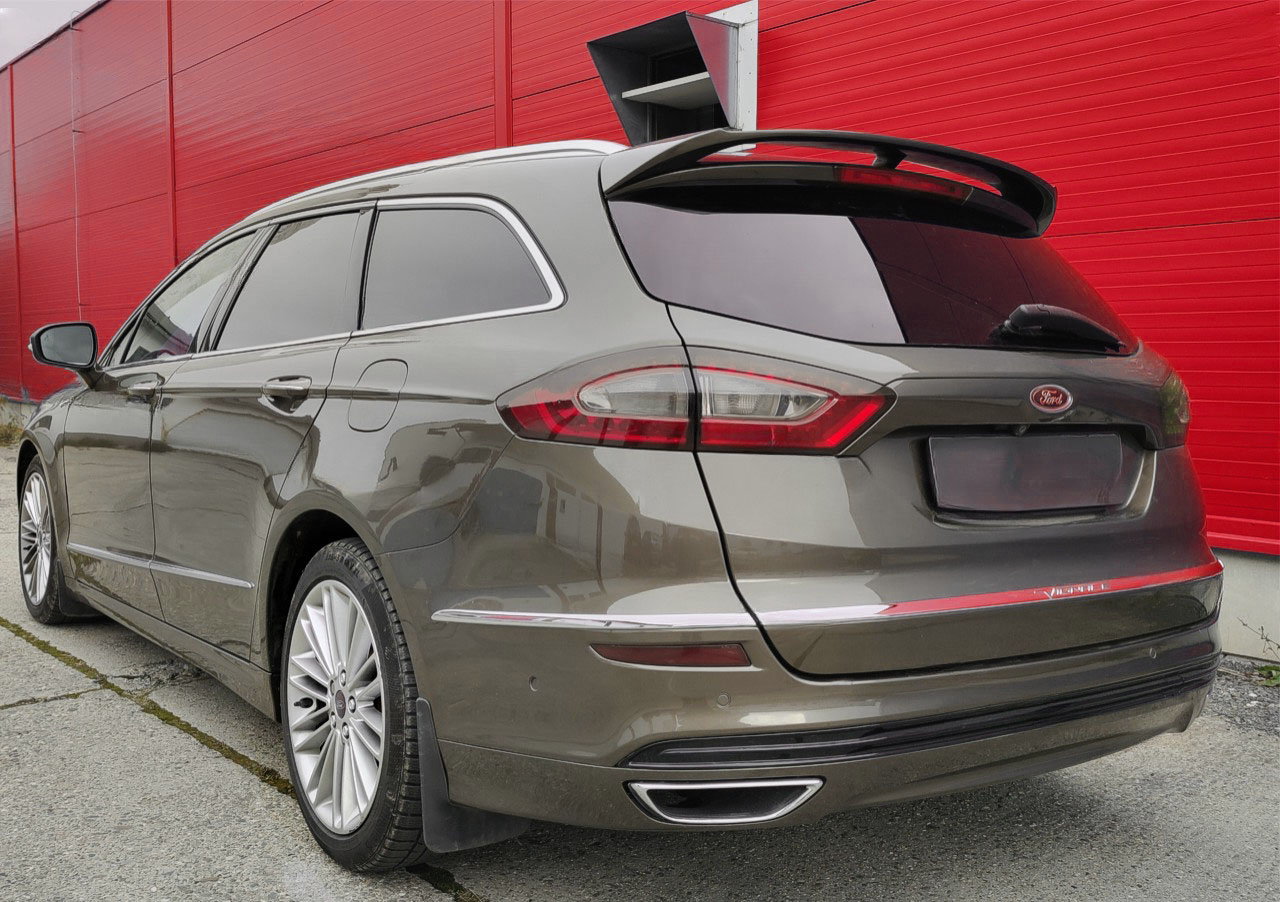 Becquet / Aileron pour Ford Mondeo 4 break (de 2014 à 2022)