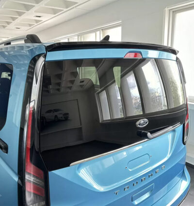 Aileron / Becquet pour VW Caddy 5 (depuis 2020) / Ford Tourneo Connect 3 (depuis 2022)