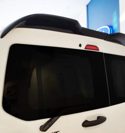 Aileron / Becquet pour Ford Transit Courier Mk2 double-porte (depuis 2023)