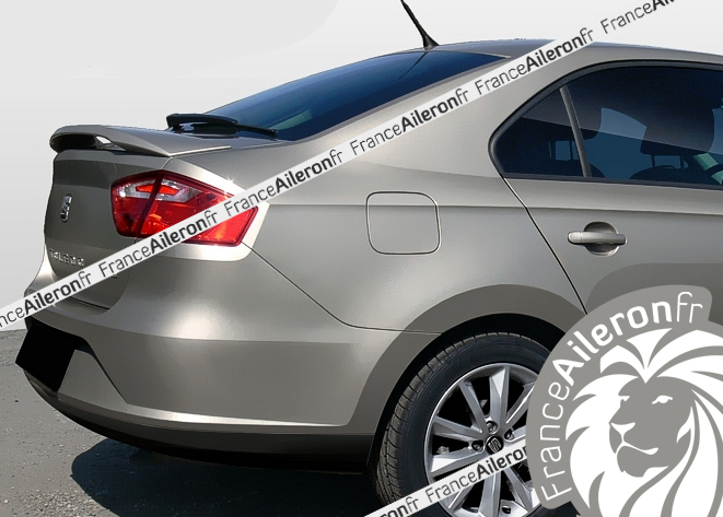 Becquet pour Seat Toledo 4
