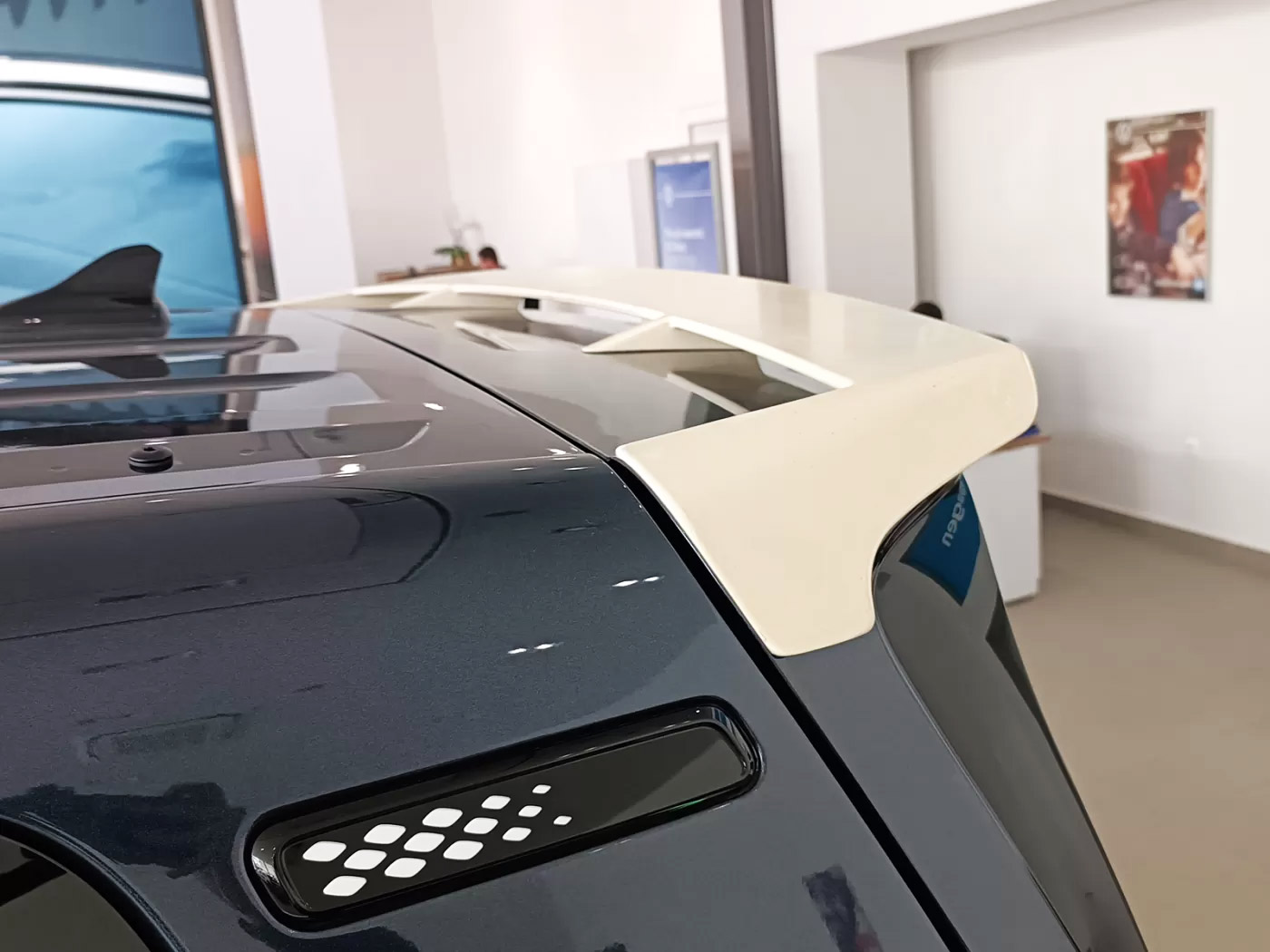 Aileron / Becquet pour Volkswagen ID. Buzz (depuis 2022)