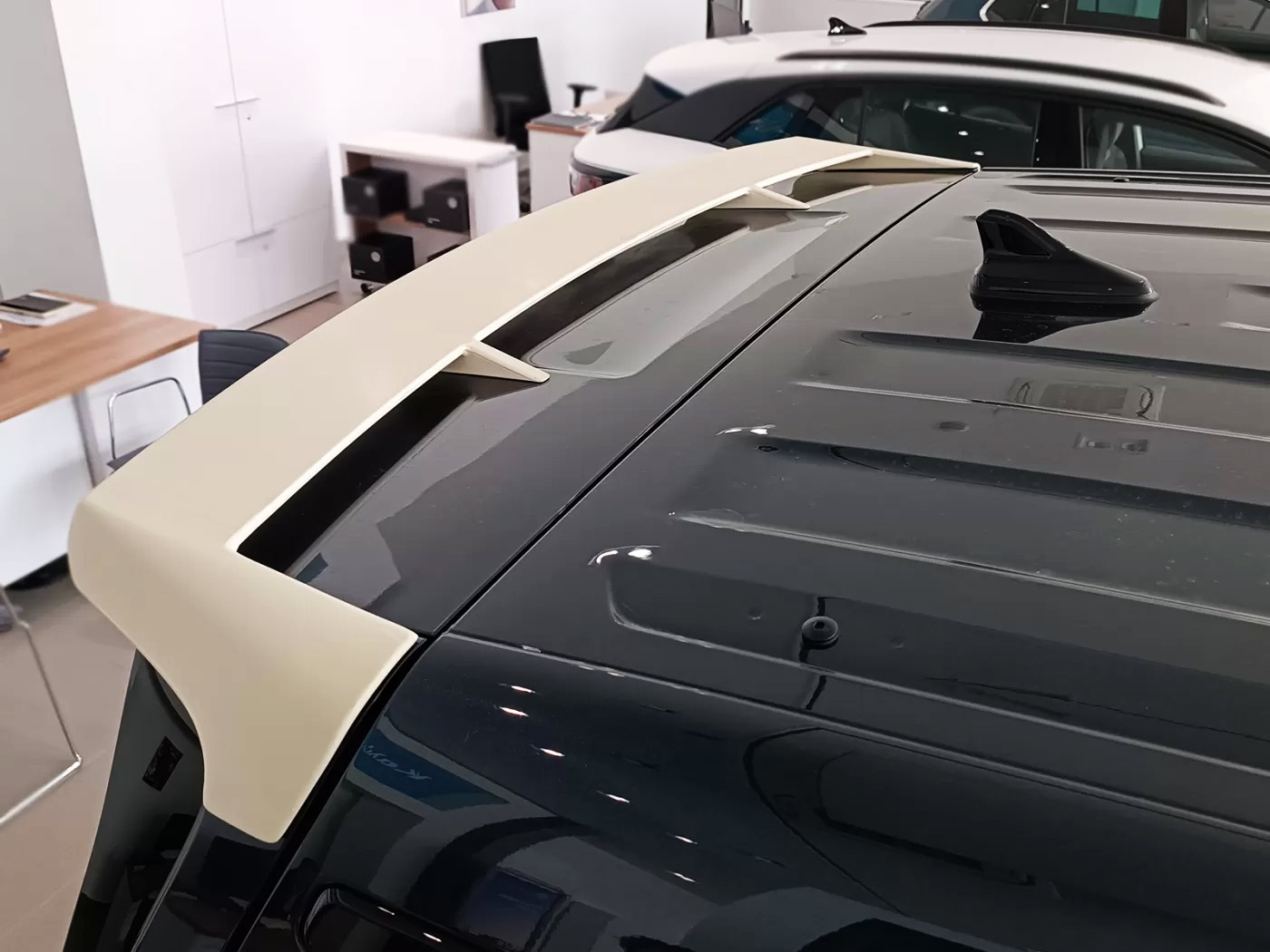 Aileron / Becquet pour Volkswagen ID. Buzz (depuis 2022)