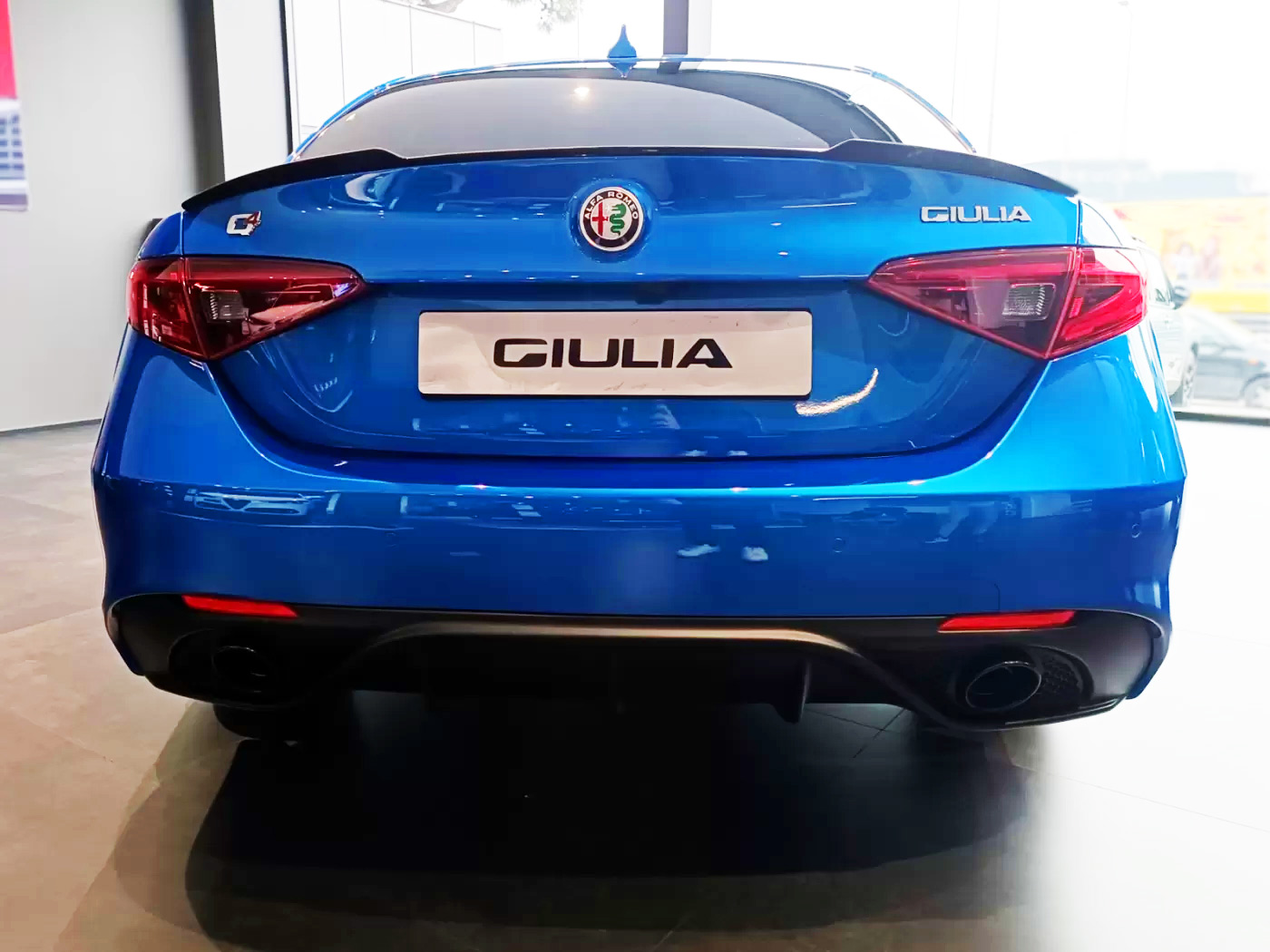 Aileron / Becquet Veloce pour Alfa Romeo Giulia (depuis 2015)