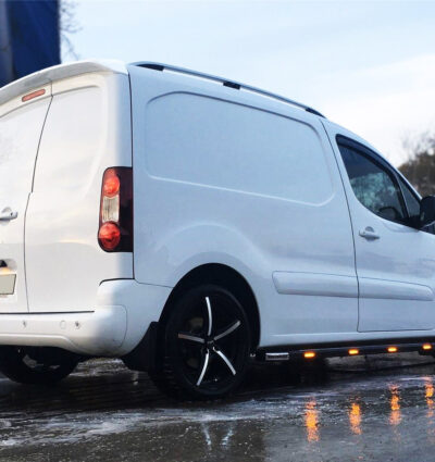 Becquet / Aileron TopVan pour Citroën Berlingo II (avec 2 portes arrières) (2008 à 2018)