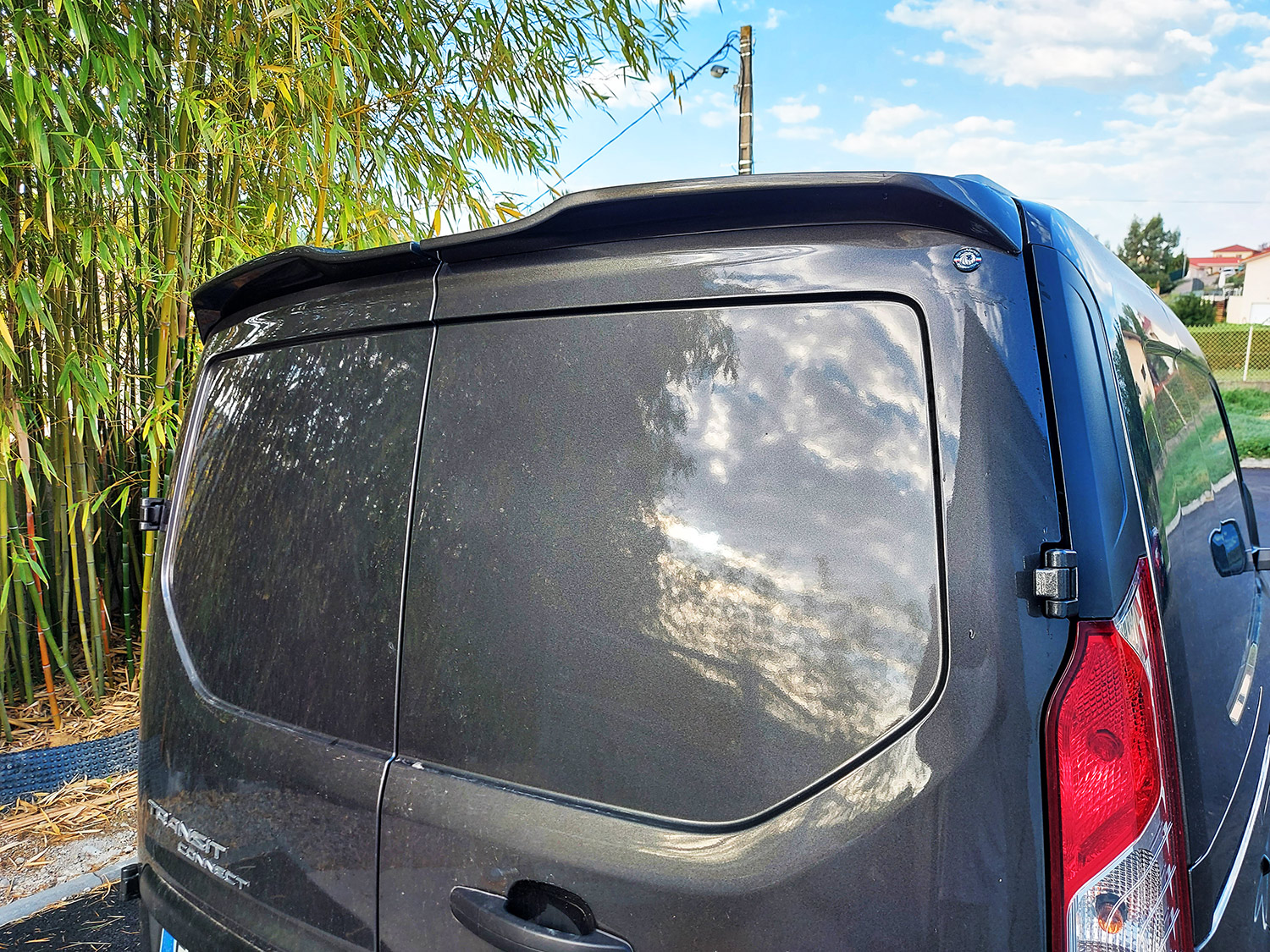 Becquet / Aileron Origine Replica pour Ford Transit Connect (avec 2 portes arrières) (à partir de 2013)