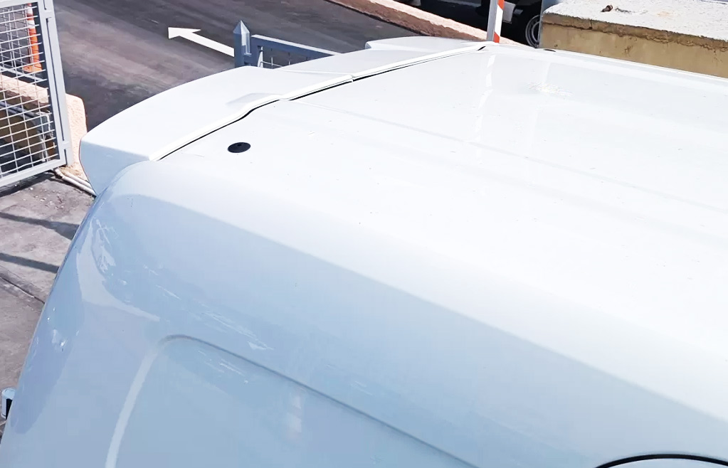 Aileron / Becquet pour Nissan Townstar double-porte (depuis 2021)