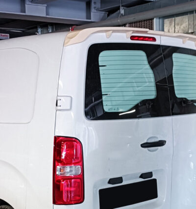 Aileron / Becquet Extreme pour pour Opel Vivaro C double-porte (2019 - Present) / Citroen Jumpy (depuis 2016) / Dispatch (depuis 2016) / Space Tourer (depuis 2016), Peugeot Expert Mk3 / Traveller (depuis 2016), Toyota Proace (depuis 2016)