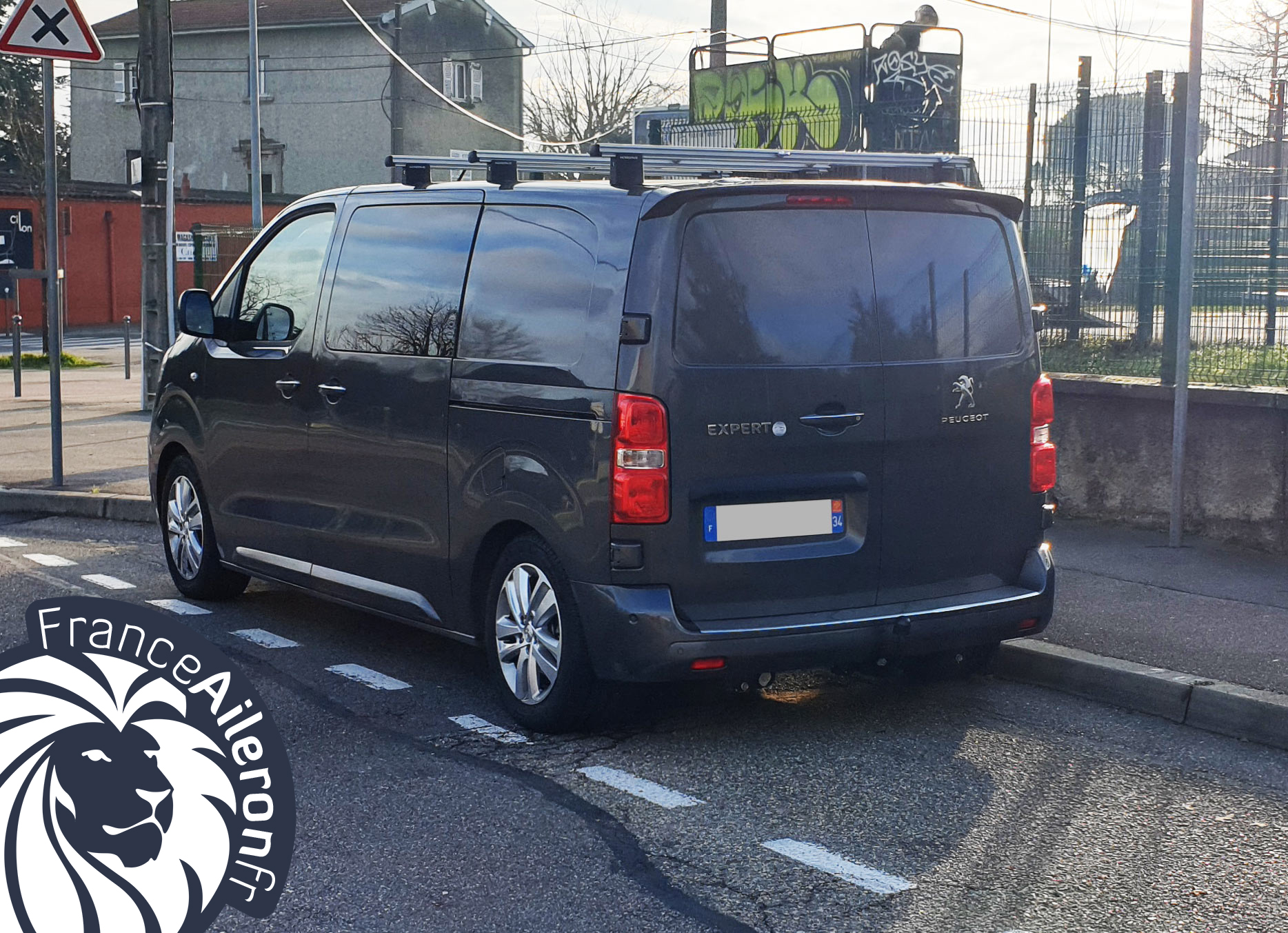 Aileron pour Peugeot Expert 3