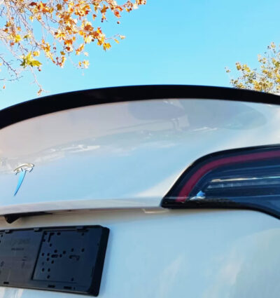 Aileron / Becquet Style Performance pour Tesla Model Y (depuis 2020)