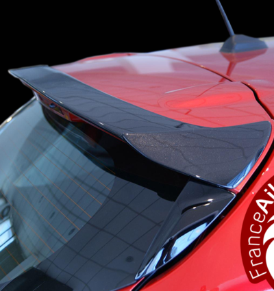 Becquet pour Renault Clio 4