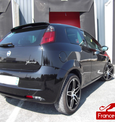 Aileron Origine pour Fiat Punto 3 MY