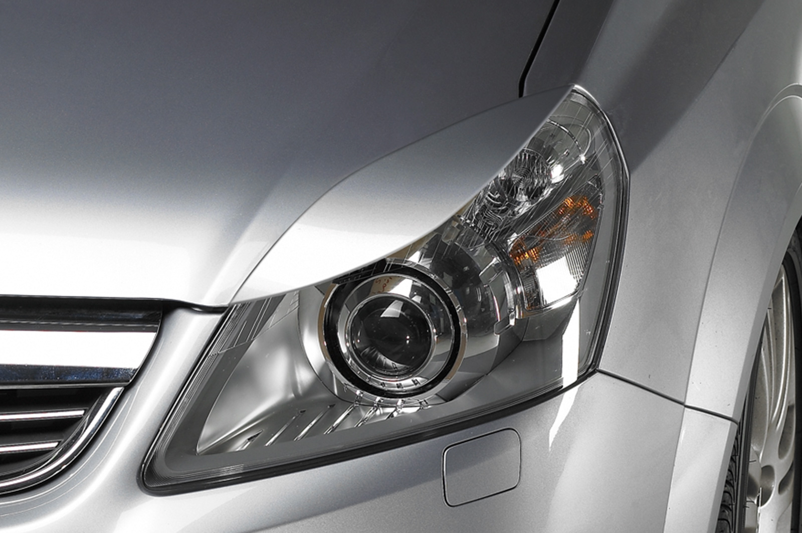 Paupières de phares avants (la paire) pour Opel Zafira B toutes carrosseries (depuis 2005) - Fabriqué en ABS (à peindre)