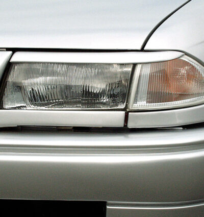 Paupières de phares avants (la paire) pour Opel Astra F toutes carrosseries (1994-1998) - Fabriqué en ABS (à peindre)