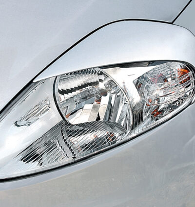 Paupières de phares avants (la paire) pour Fiat Grande Punto 199 toutes carrosseries (depuis 2005) - Fabriqué en ABS (à peindre)