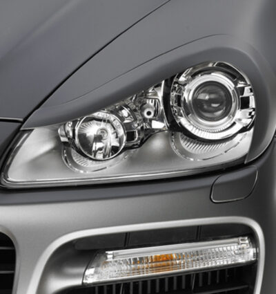 Paupières de phares avants (la paire) pour Porsche Cayenne I toutes carrosseries (2/2007-2010) - Fabriqué en ABS (à peindre)