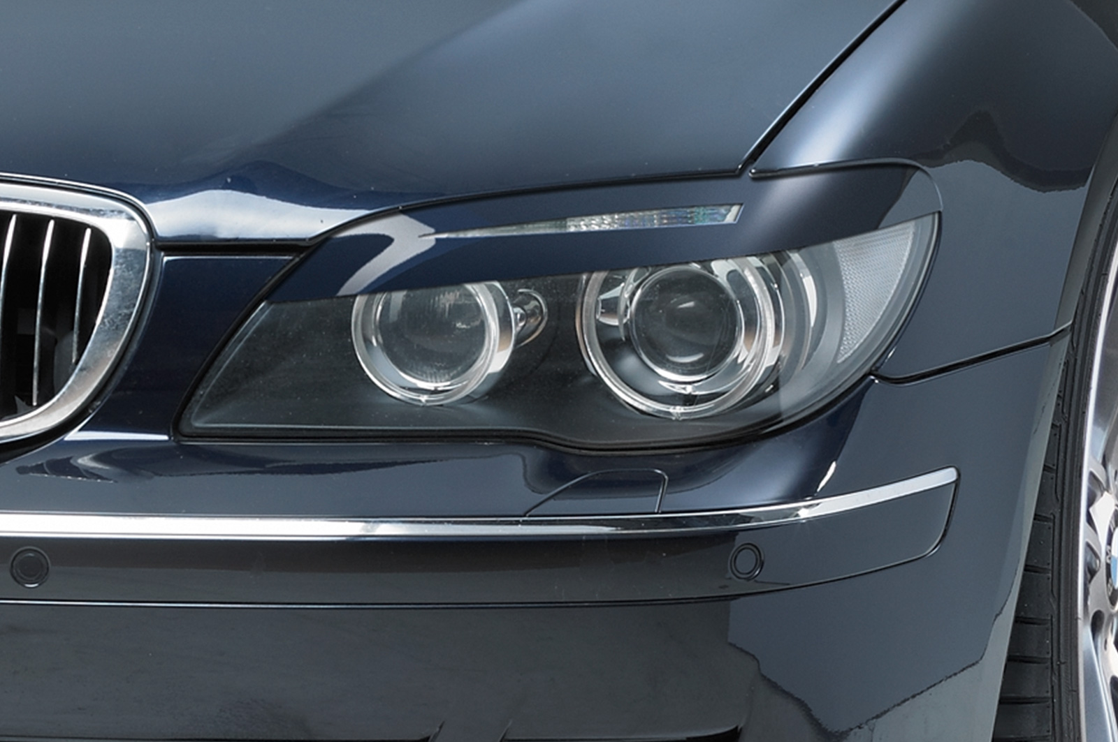 Paupières de phares avants (la paire) pour BMW Série 7 E65 LCI / E66 LCI toutes carrosseries (2005-2008) - Fabriqué en ABS (à peindre)