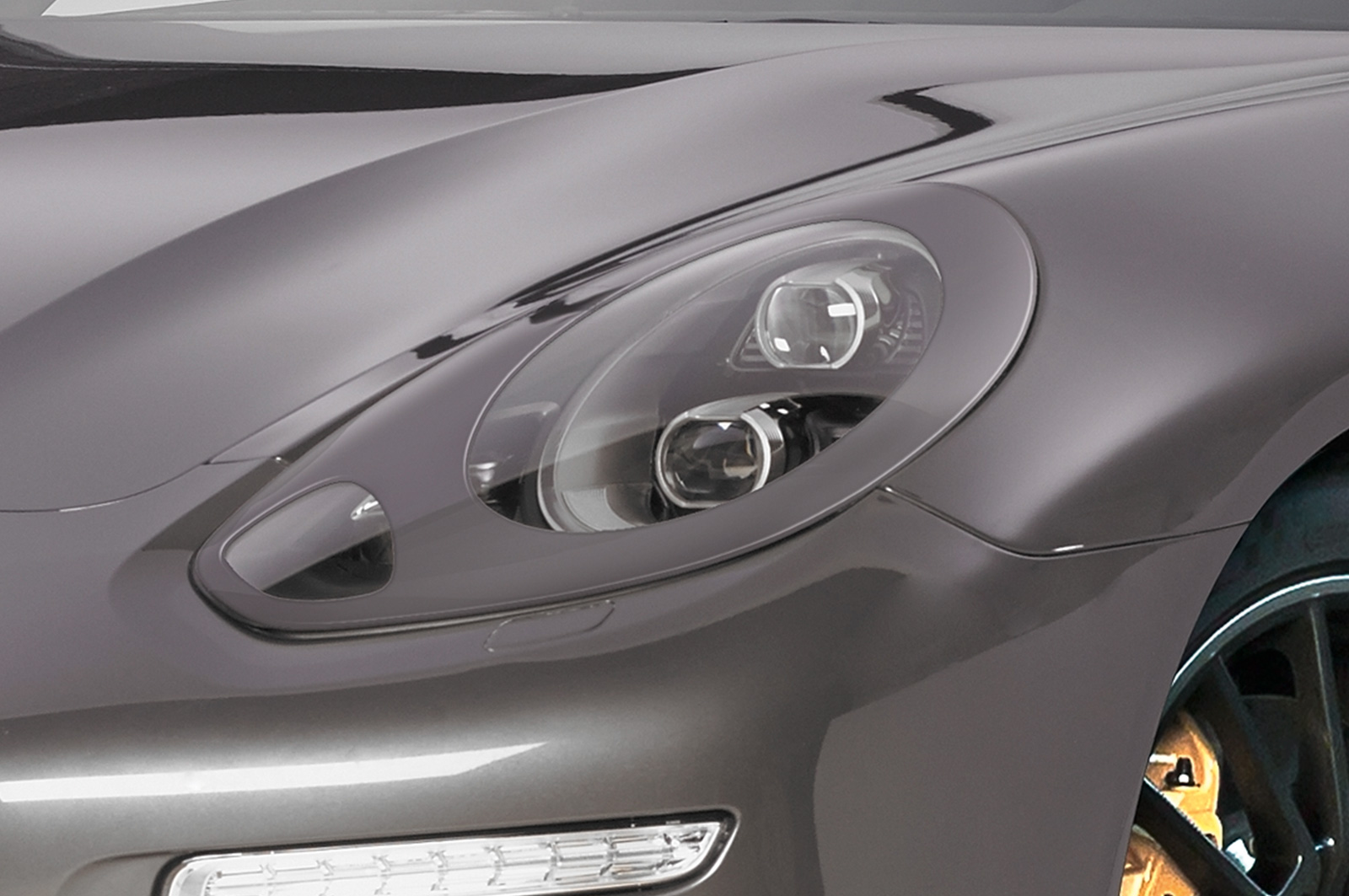Paupières de phares avants (la paire) pour Porsche Panamera toutes carrosseries (07/2013-2016) - Fabriqué en ABS (à peindre)