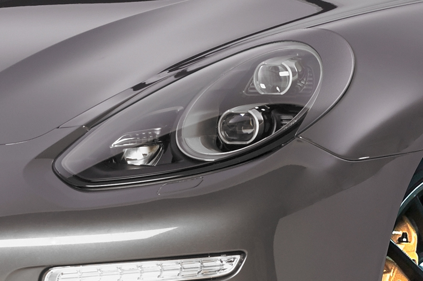 Paupières de phares avants (la paire) pour Porsche Panamera toutes carrosseries (07/2013-2016) - Fabriqué en ABS (à peindre)