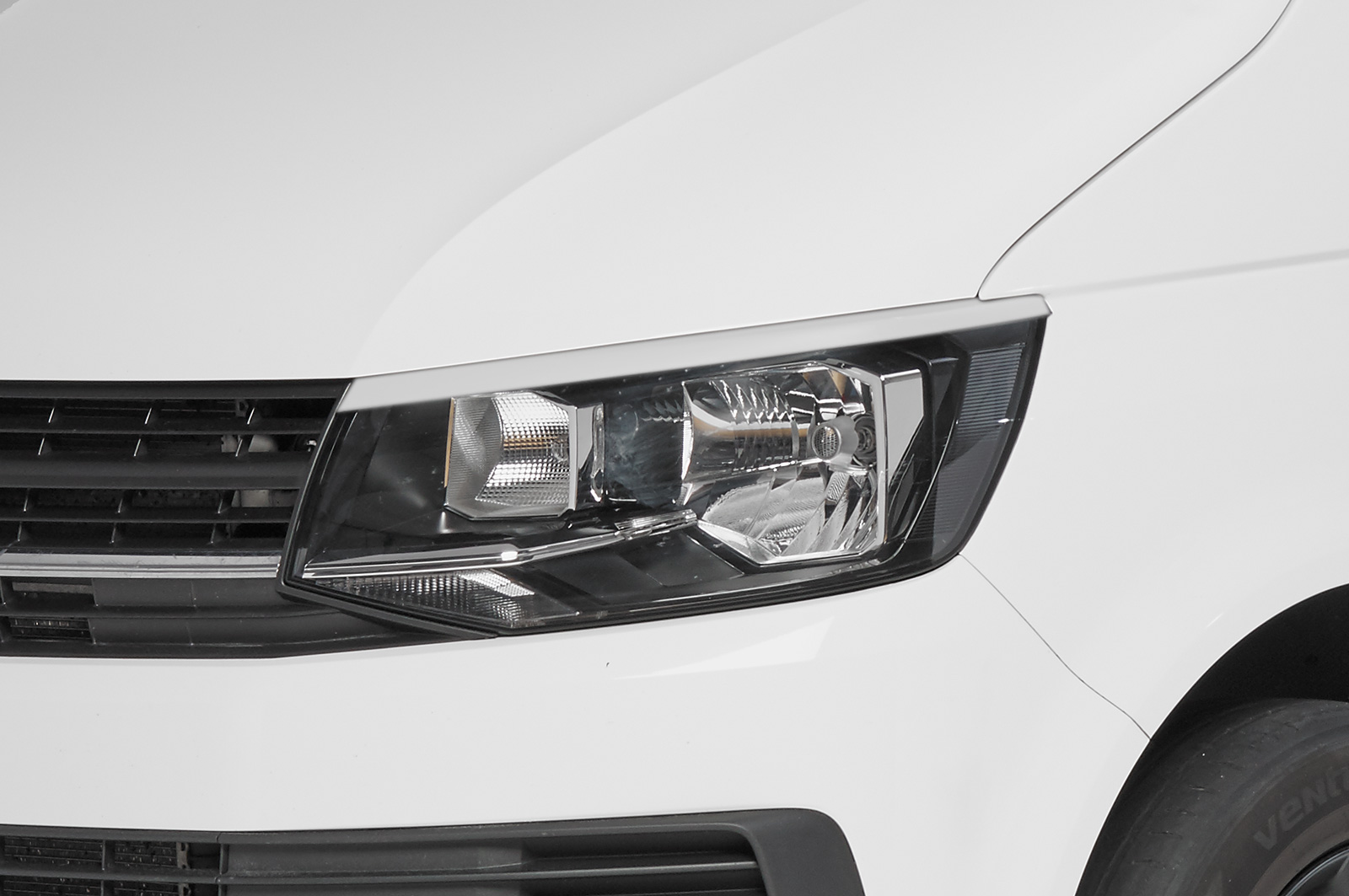 Paupières de phares avants (la paire) pour VW T6 Bus toutes carrosseries (depuis 2015) - Fabriqué en ABS (à peindre)