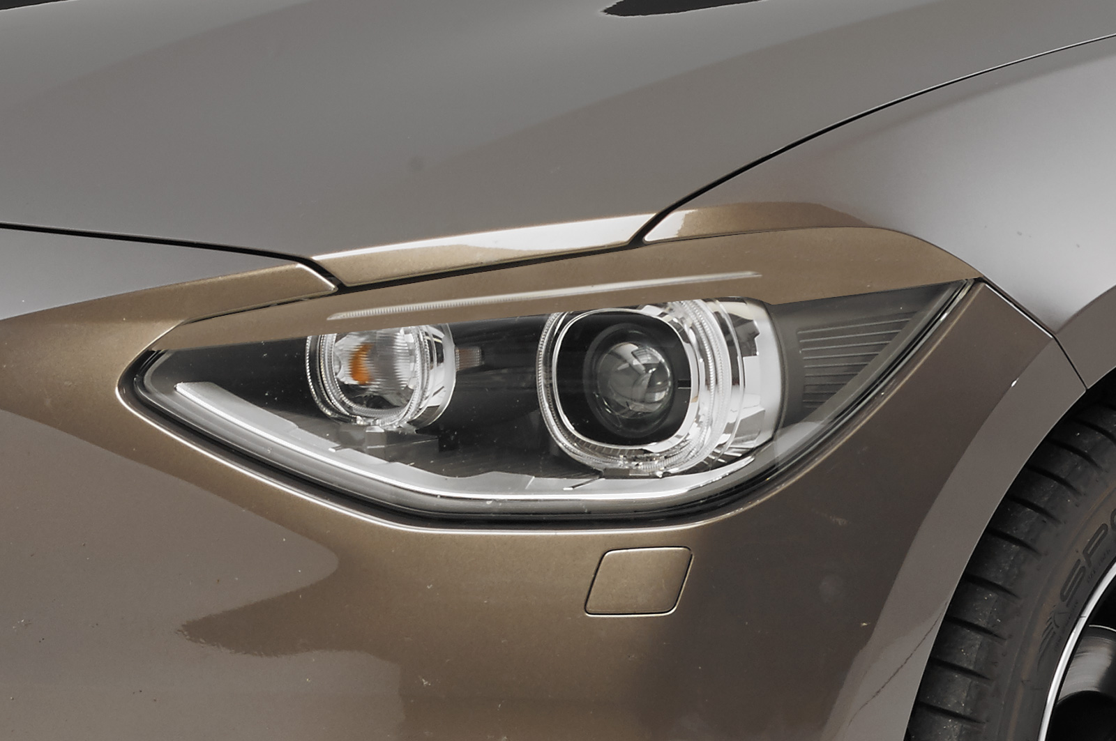 Paupières de phares avants (la paire) pour BMW Série 1 F20 F21 toutes carrosseries (2011-01/2015) - Fabriqué en ABS (à peindre)