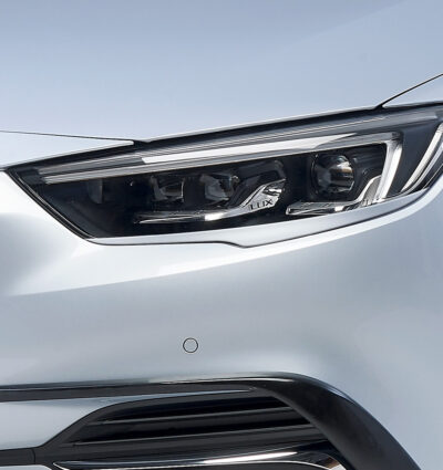 Paupières de phares avants (la paire) pour Opel Insignia B toutes carrosseries (depuis 2017) - Fabriqué en ABS (à peindre)