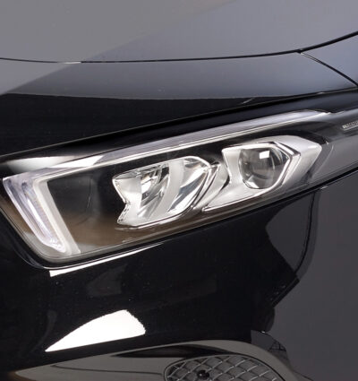 Paupières de phares avants (la paire) pour Mercedes Benz Classe A W177 (depuis 2018) - Fabriqué en ABS (à peindre)