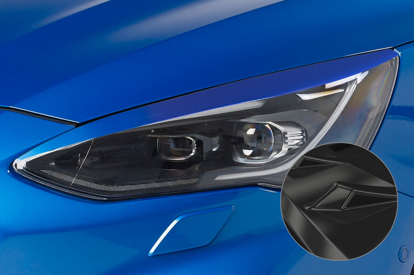 Paupières de phares avants (la paire) pour Ford Focus MK4 toutes carrosseries (depuis 09/2018) - Fabriqué en ABS glossy (Noir brillant)