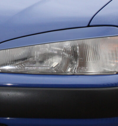 paupières de phares (la paire) RDX pour PEUGEOT 106 2 / Facelift 1996+ - Effet « sourcils de phares »