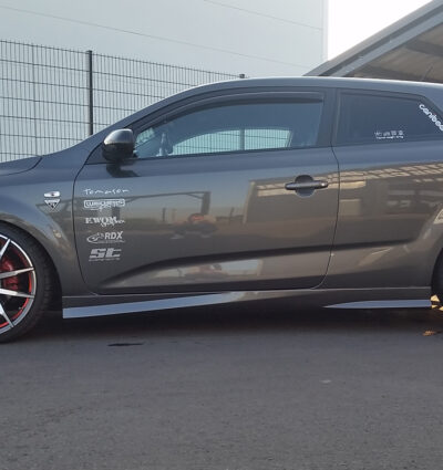 Bas de caisse (la paire) RDX pour KIA Pro Ceed, Ceed SW, ProCeed (ED) « Turbo »