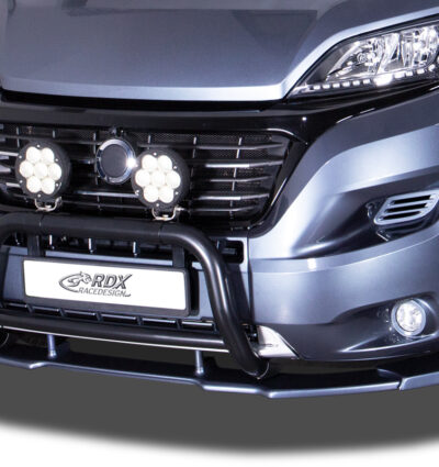 Ajout / Lame de pare-chocs avant RDX VARIO-X pour FIAT Ducato (2014-2024), CITROËN Jumper/Relay (2014-2024), OPEL/VAUXHALL Movano (2021-2024), PEUGEOT Boxer (2014-2024) et RAM ProMaster (2013-2025) (avec extensions d'ailes, eG Heavy/Maxi). Lame de pare-chocs avant.