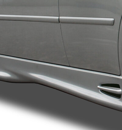 Bas de caisse (la paire) RDX pour LEXUS IS (XE1) "GT4"