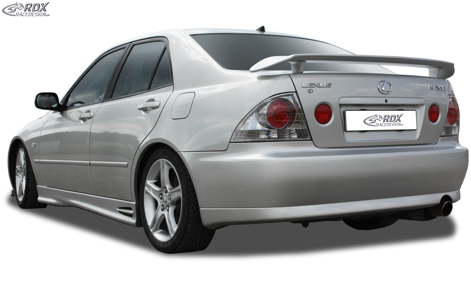Bas de caisse (la paire) RDX pour LEXUS IS (XE1) "GT4"