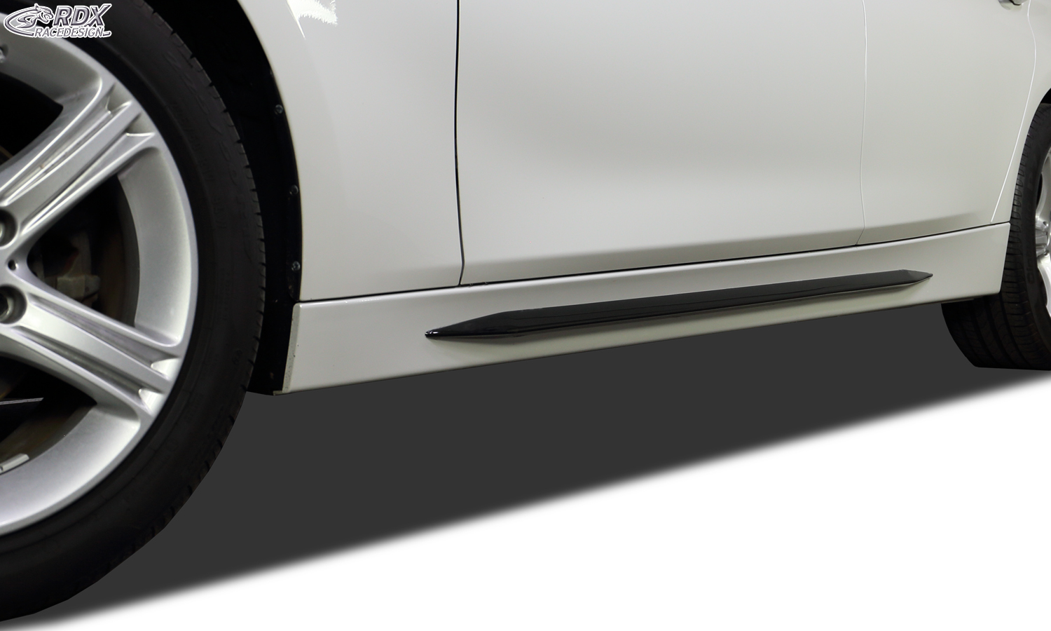 Bas de caisse (la paire) RDX pour BMW Série 3 F30 / F31 « Slim »