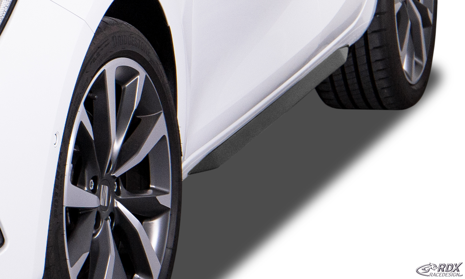 Bas de caisse (la paire) RDX pour SEAT Leon (KL / 2020+) « Slim »