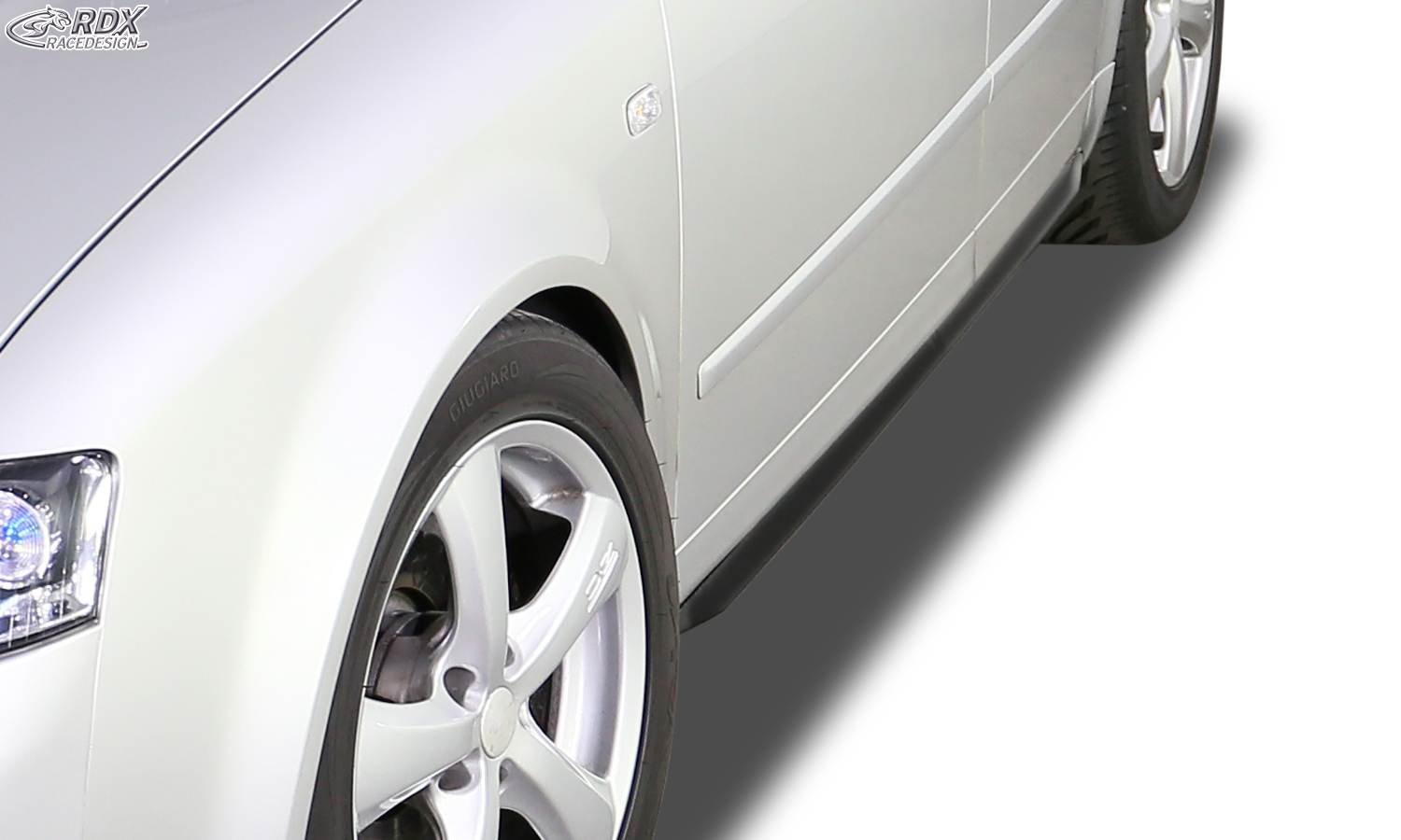 Bas de caisse (la paire) RDX pour AUDI A4 B6 8E « Slim »