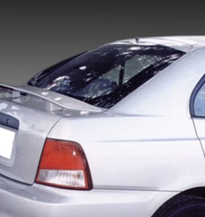 Aileron / Becquet de coffre Hyundai Accent Mk2 5 portes (1999-2005)