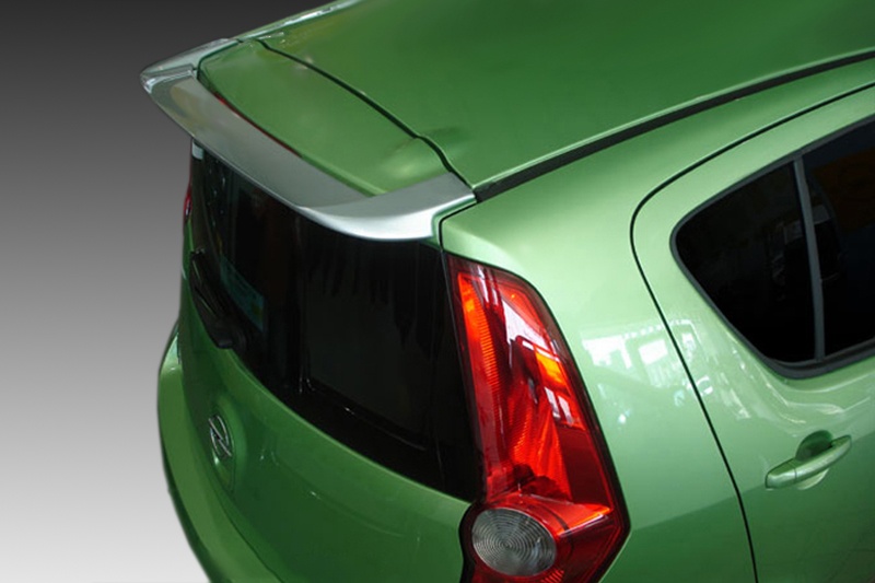 Aileron / Becquet de toit Suzuki Splash