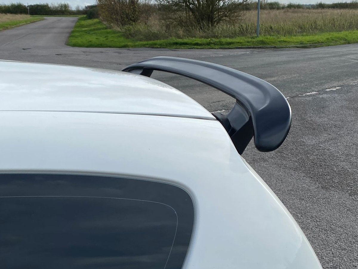 Aileron / Becquet de toit V.2 Toyota Aygo Mk1 (2005-2014)