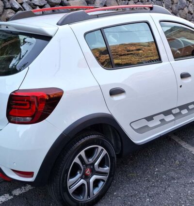 Aileron / Becquet de toit Dacia Sandero Mk2 (2012-2020)