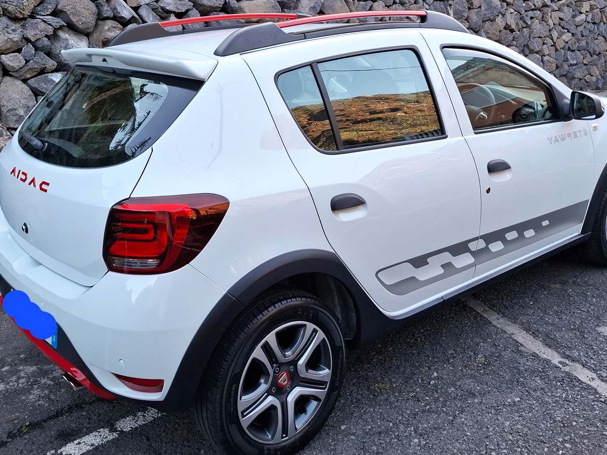 Aileron / Becquet de toit Dacia Sandero Mk2 (2012-2020)