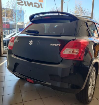 Aileron / Becquet de toit Suzuki Swift Mk4 (2017-)