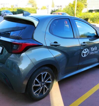 Aileron / Becquet de toit Toyota Yaris Mk4 (2020-)