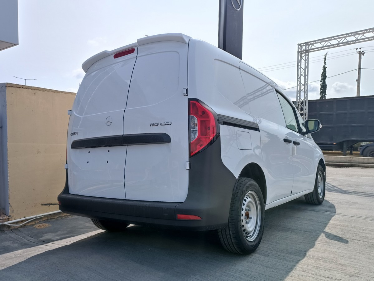 Aileron / Becquet de toit double-porte Renault Kangoo Mk3 (2021-)