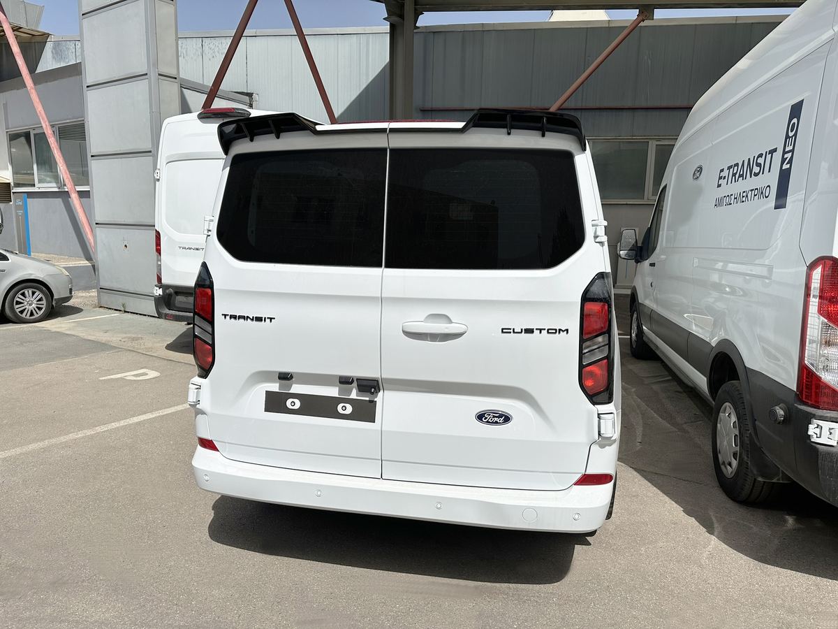 Aileron / Becquet de toit V.2 double-porte Ford Transit Custom Mk2 / Volkswagen T7