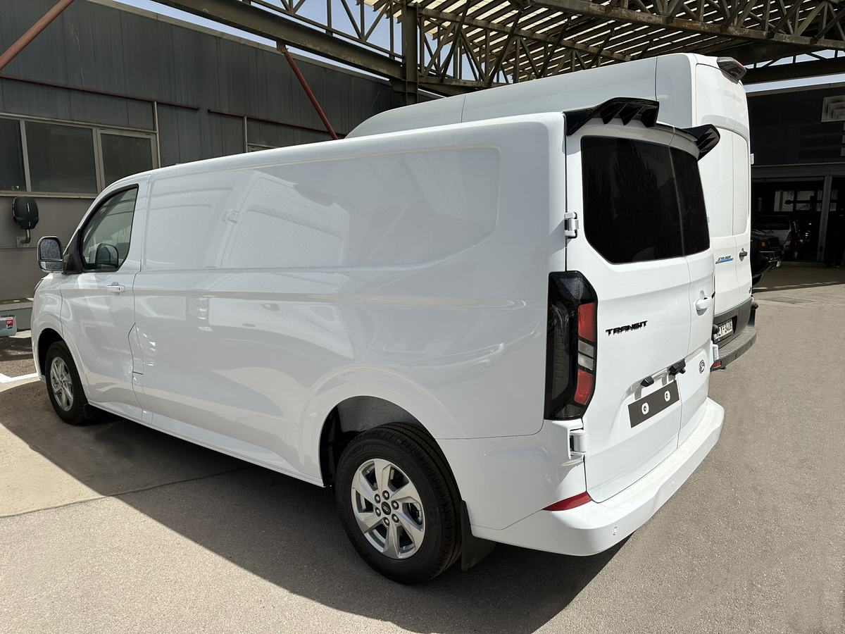 Aileron / Becquet de toit V.2 double-porte Ford Transit Custom Mk2 / Volkswagen T7