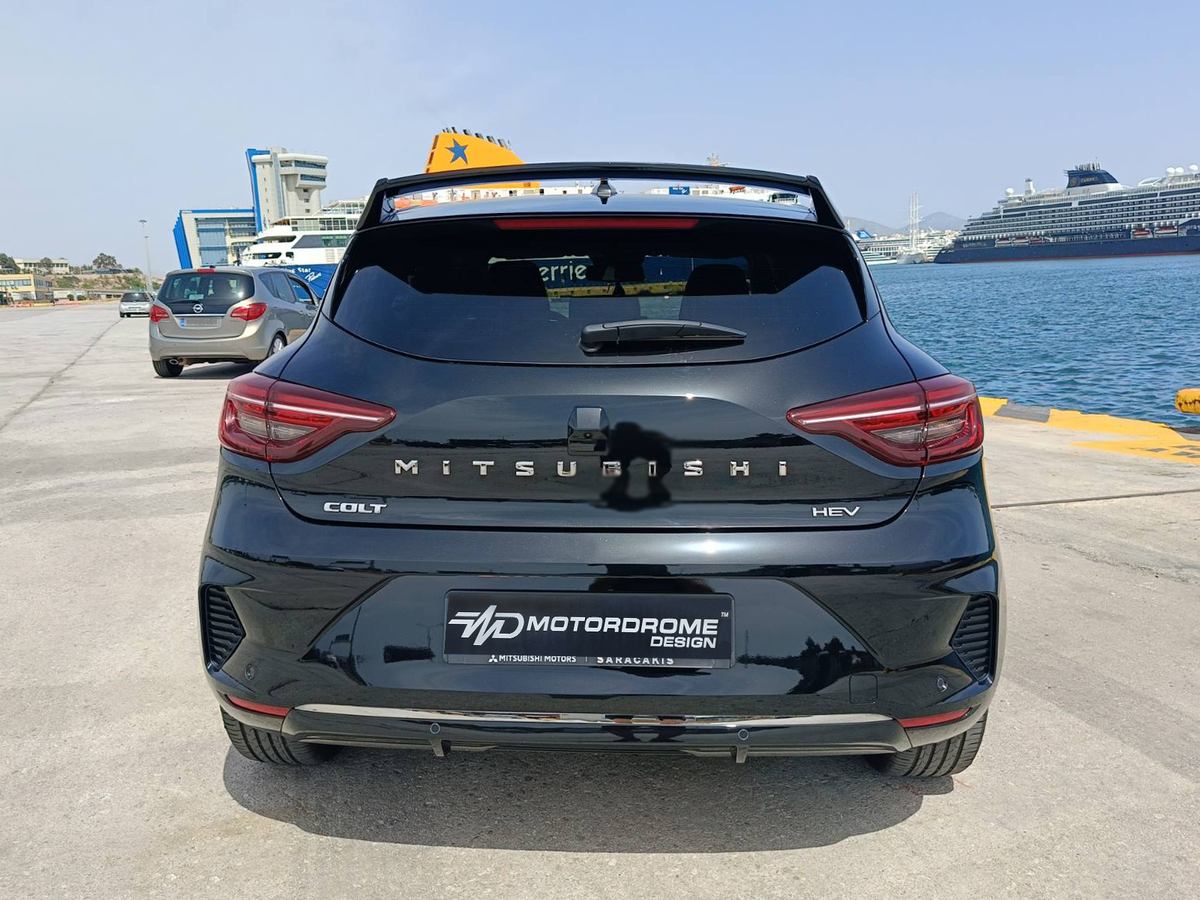 Aileron / Becquet de toit Mitsubishi Colt (2023-) / Renault Clio Mk5 (2019-2025)